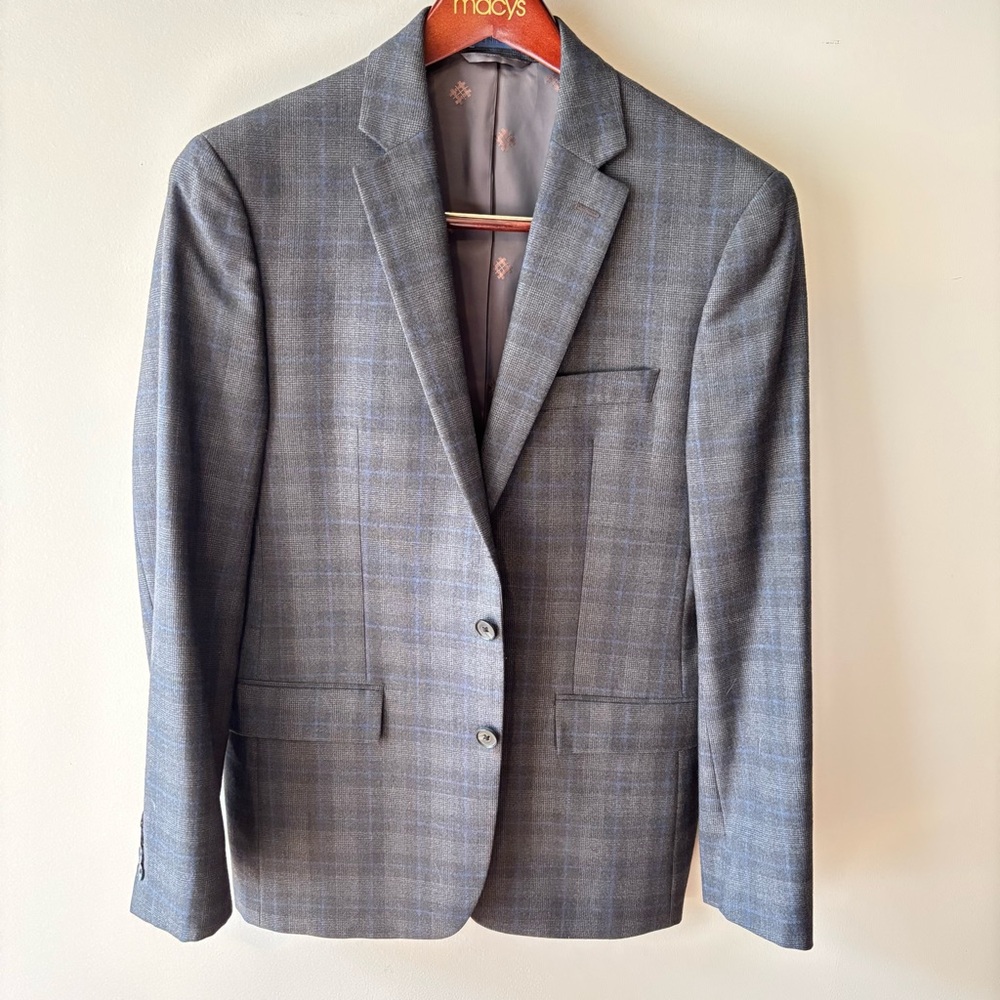 Ryan Seacrest Distinction Charcoal Plaid Blazer size 38R